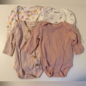 Great Condition! Set of 4 Long Sleeve Baby Onesies, 3-6 Months